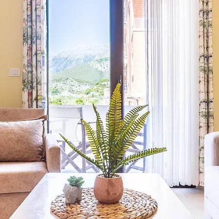 Appartamento Shiny 1 1 Bedroom Ap Kitchen & Balcony *